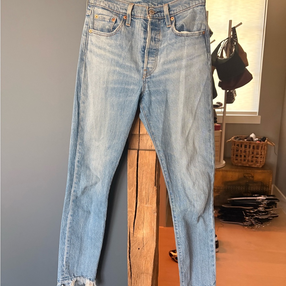 Levi's 501 Light Blue Skinny Jeans Size 25